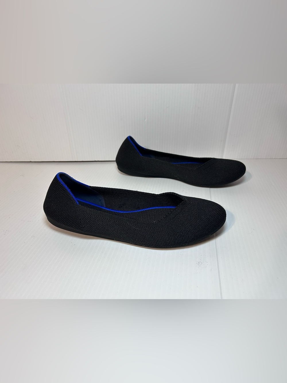 Rothy's Black slip on flat shoe women size 8 - Picture 3 of 7